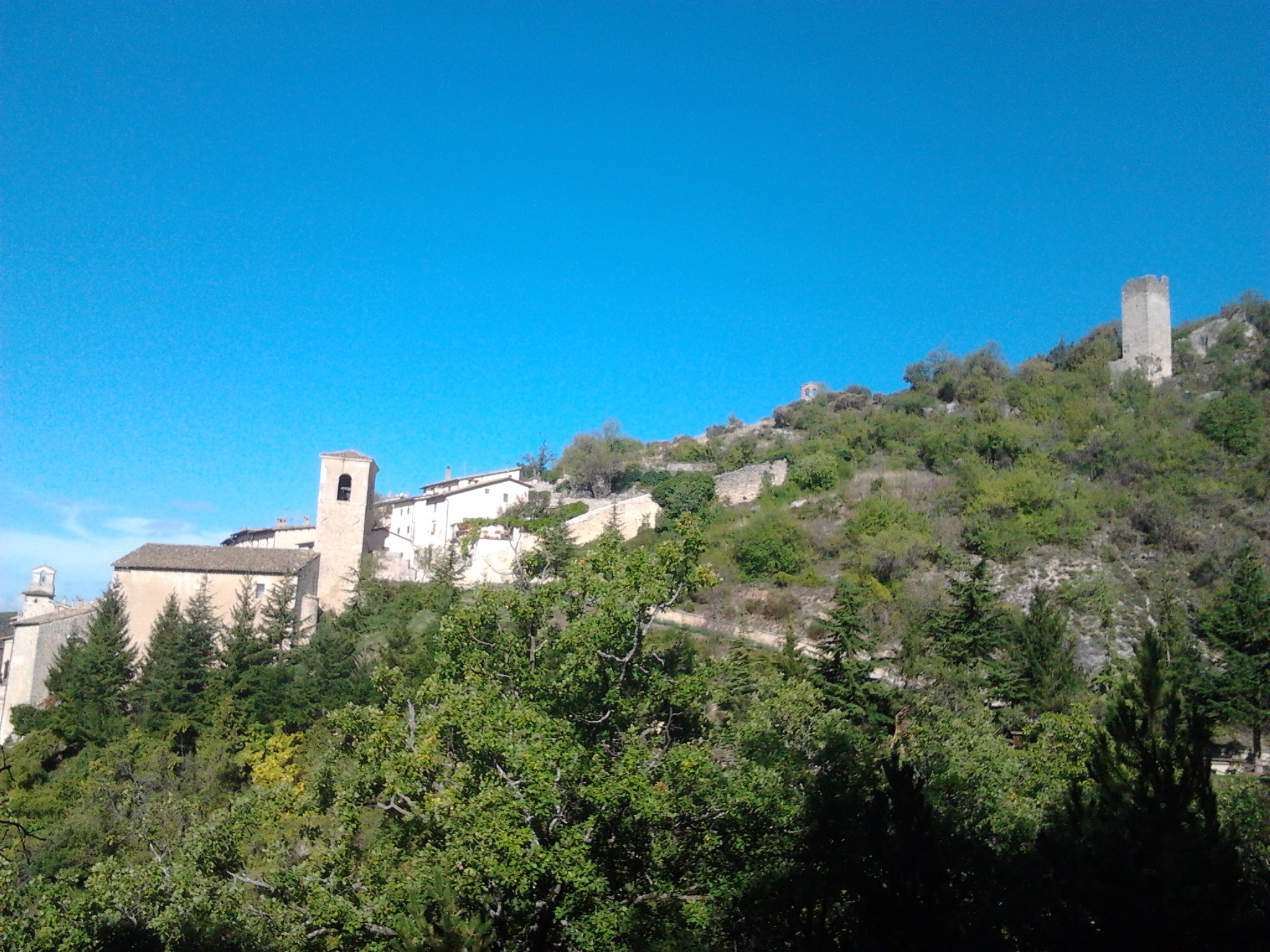 Pomeriggio nella favolosa valle Castoriana e l'antichissima abbazia di S.Eutizio