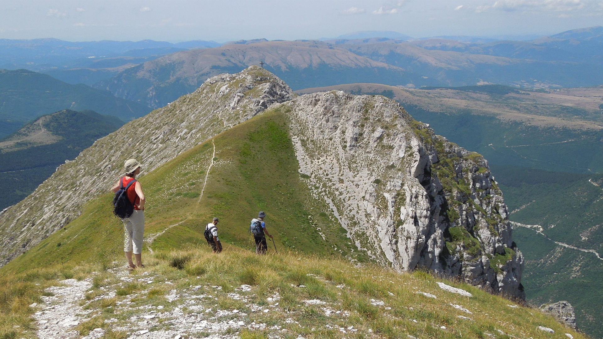 Monte Bove dei Sibillini: il grande anello tra le cime e la valle dei camosci!